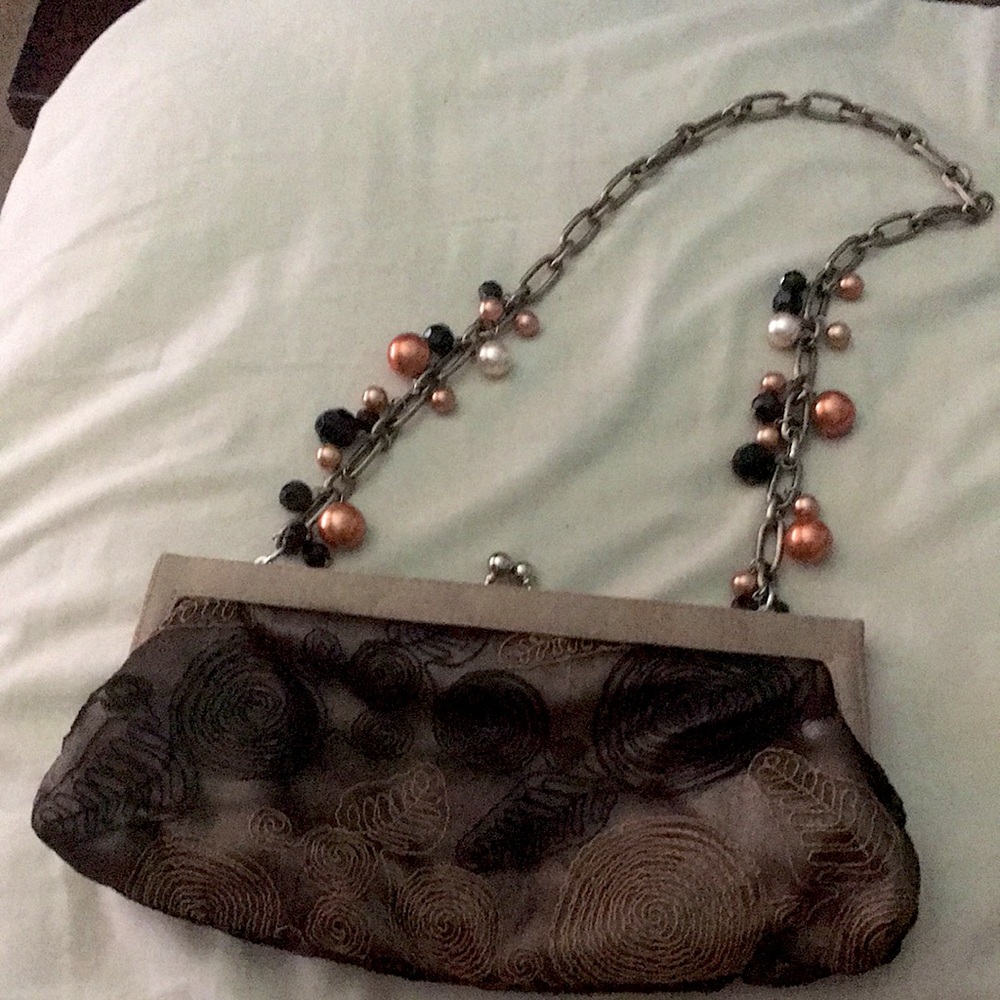 Brown purse that can used 2 ways